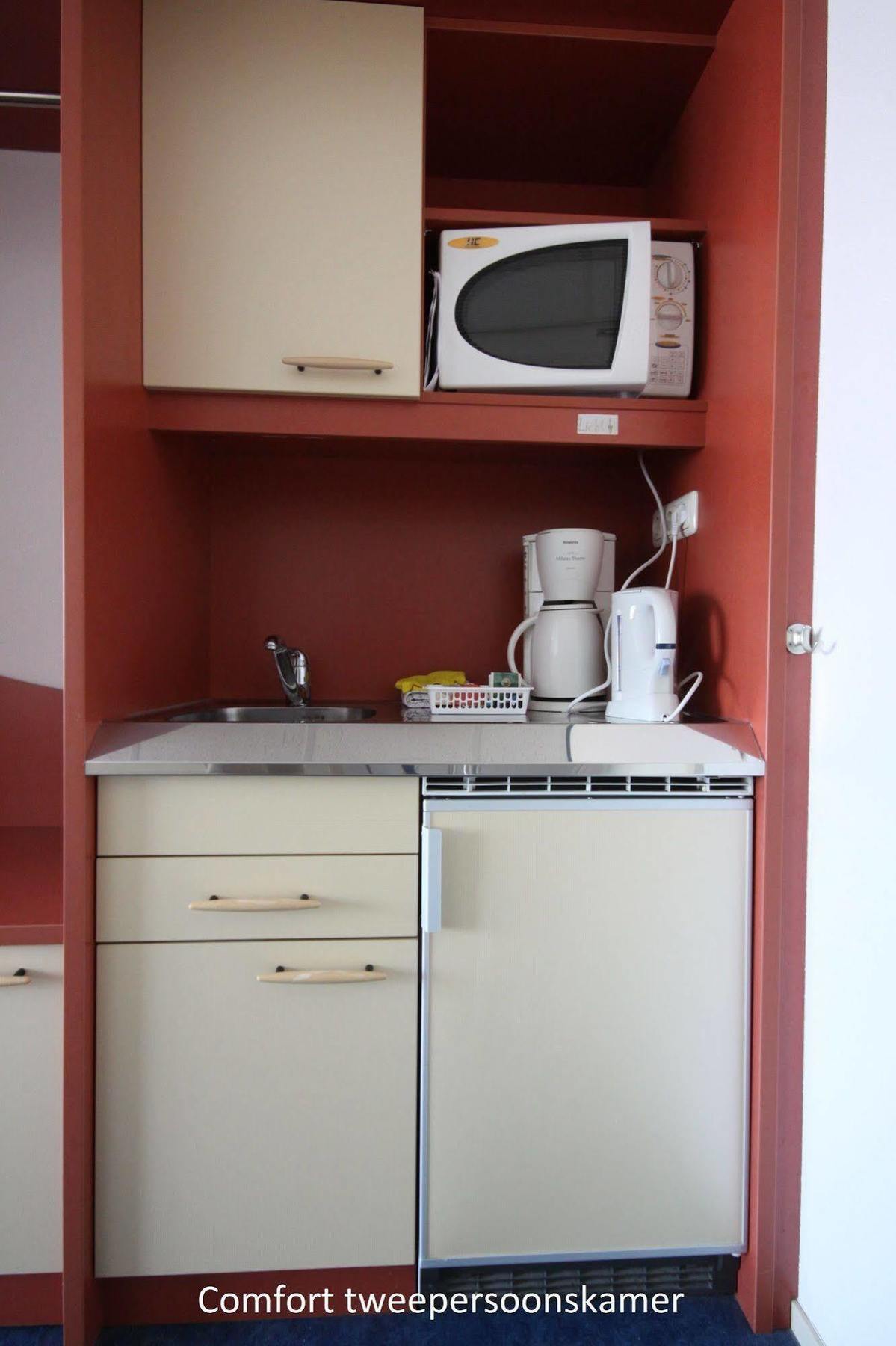 De Wijde Landen Hotell Koudekerke Exteriör bild